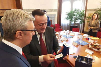  Antić u Pragu sa potpredsednikom Vlade Češke i ministrom industrije i trgovine Karelom Havličekom 