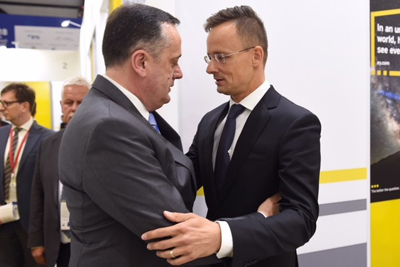 SANKT PETERBURG – Ministar Antić - odvojeni sastanci  sa ruskim ministrom energetike Novakom i mađarskim šefom diplomatije Sijartom